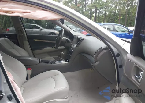 2013 Infiniti G37X z USA, uszkodzony, nr VIN JN1CV6AR9DM752585